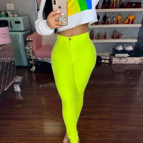 Fashionable Long Sleeve Tee Shirt - Picture 3 of 3